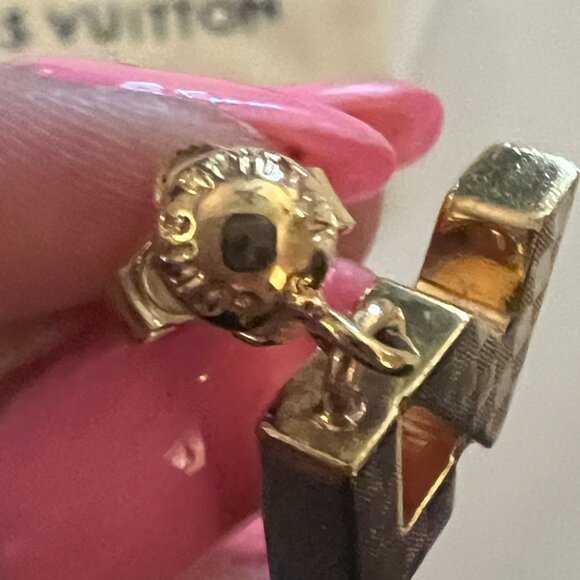 Louis Vuitton Monogram single earring - Picture 3 of 10
